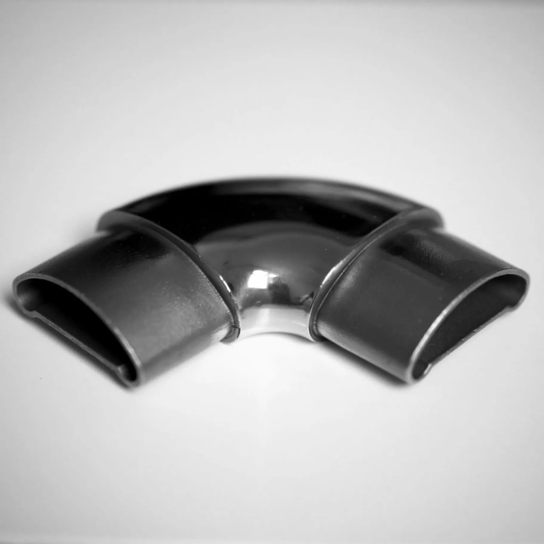 D-shaped hand rail tubing joiner